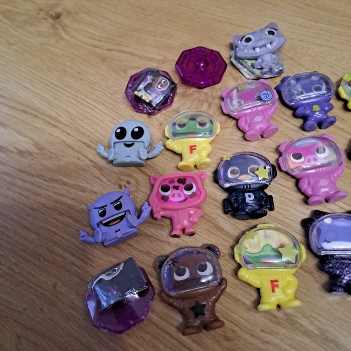 Figurki Milka secret box / zestaw 19 figurek