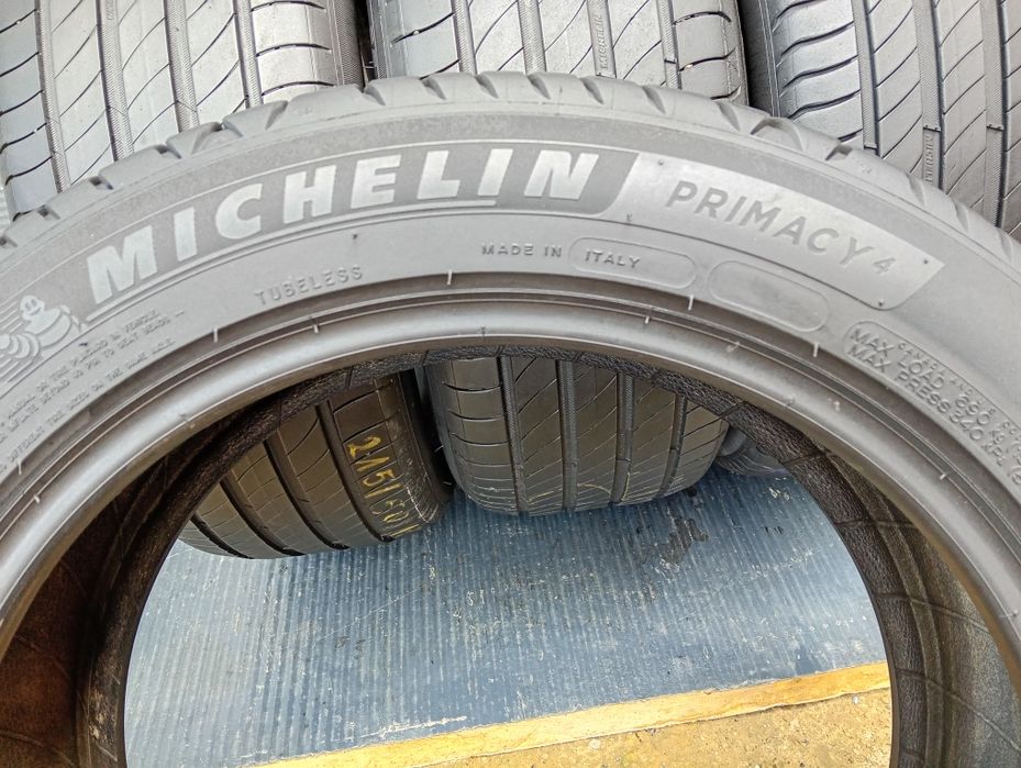 215/50R17 95W Michelin Primacy 4