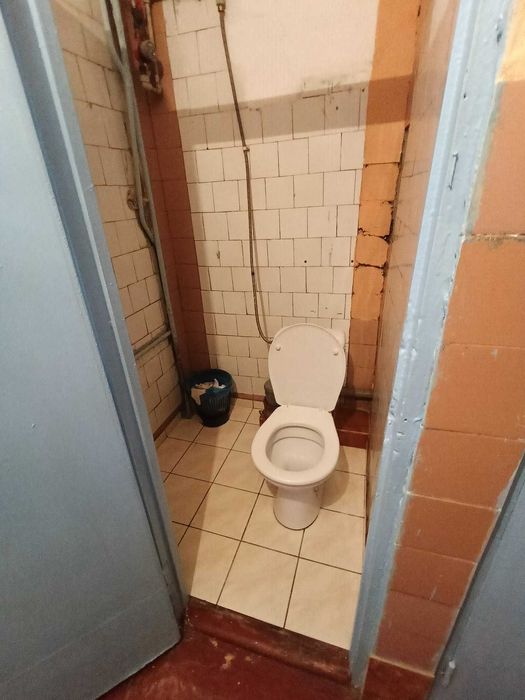 Продаж 1 кімнати на вул.Інституцькій (Південно-Захід)