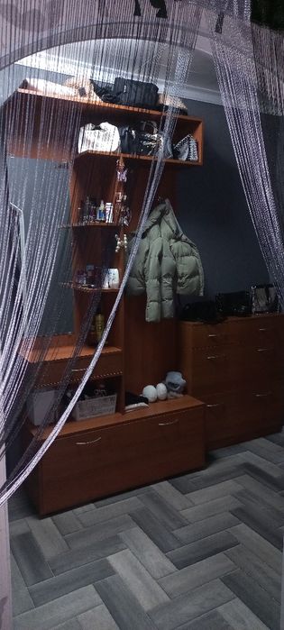 Продам прихожую,Даманский