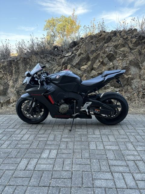 Honda CBR  Fireblade 1000