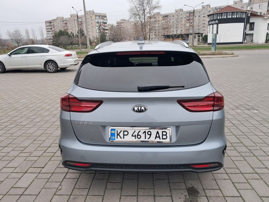 Продам Kia Ceed максимальный