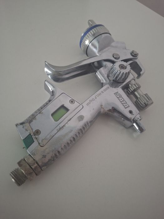 Pistolet lakierniczy