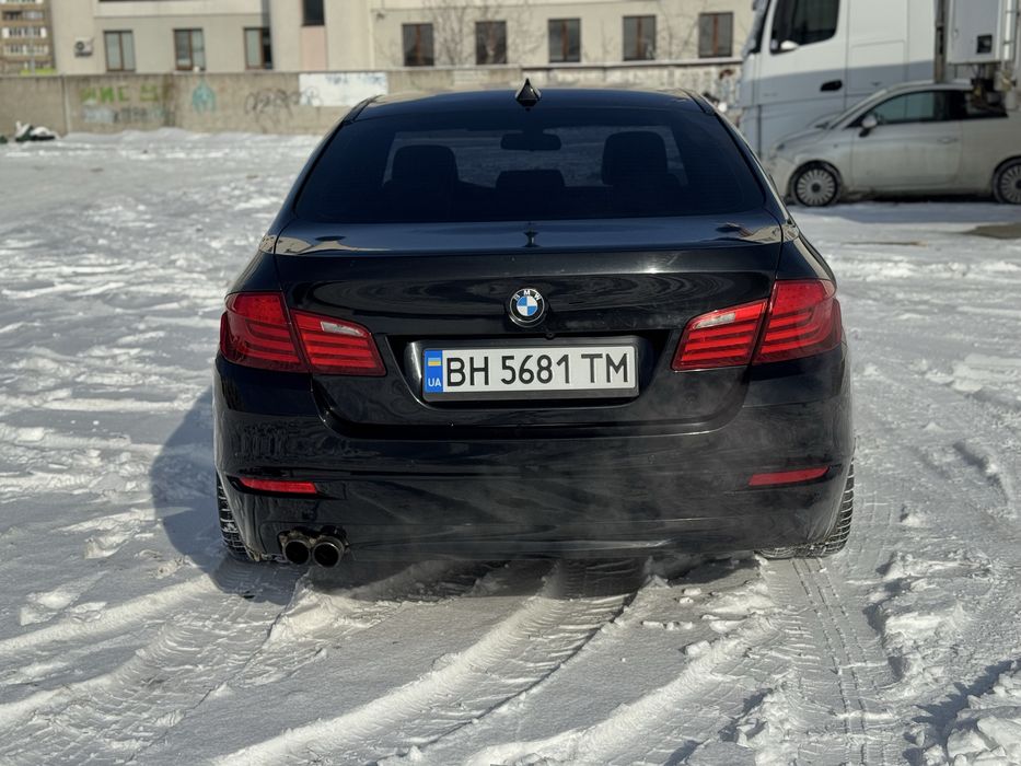 Продам бмв ф10 в гарному стані