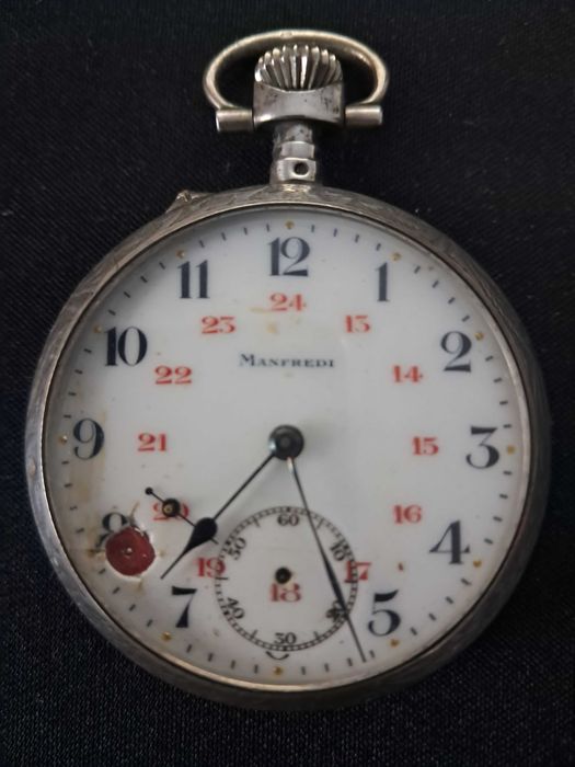Relógio de bolso em prata