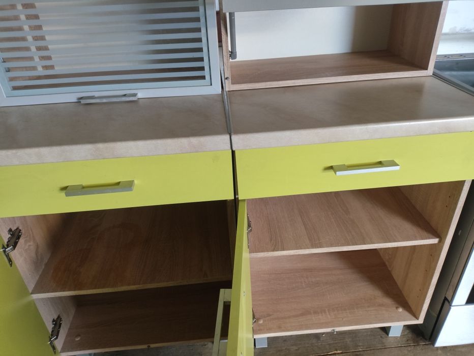 Meble kuchenne i kuchnia  ceramiczna