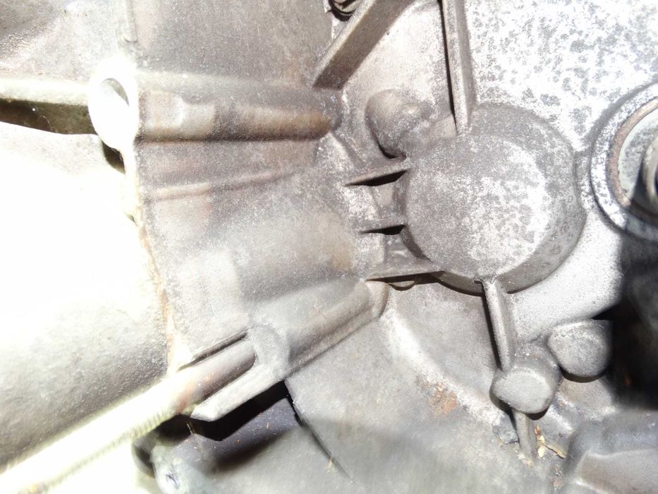 Б/у коробка передач Renault Kangoo Clio II 1.2 1.4 бензин JB1184