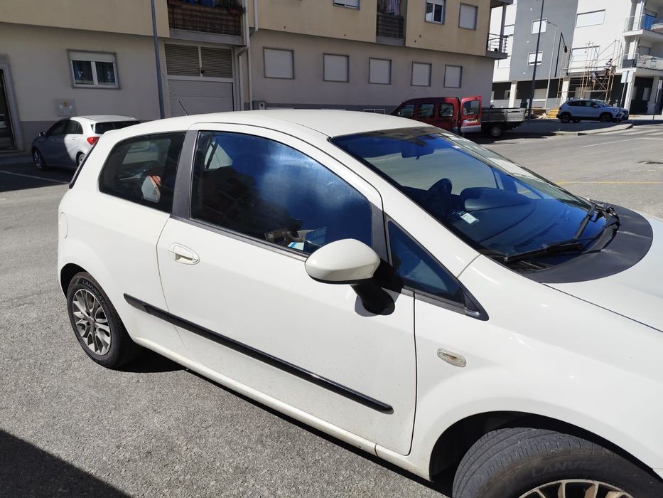 Vendo Fiat Punto Evo Mylive TOMTOM 1.2 gasolina