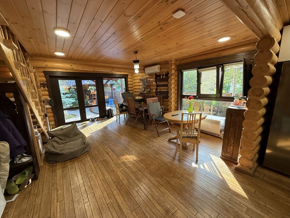 Продаю отличный дом в лесу 120м2 в Матвеевке