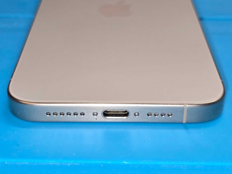 Używany - Apple iPhone 15 Pro Max 512GB Tytanowy - GSM Baranowo