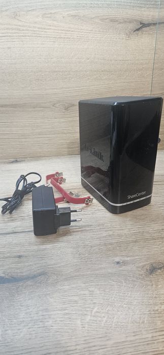 Serwer NAS ShareCenter D-link 320l