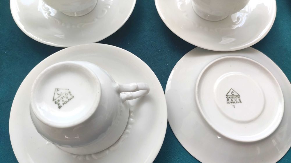 Stare, eleganckie filiżanki Ćmielów