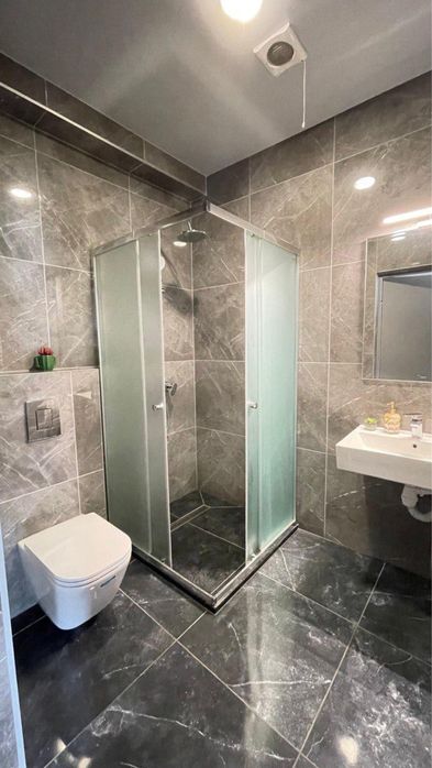 Апарт-готель  ,світло 24/7 ,генератор  ,власна парковка