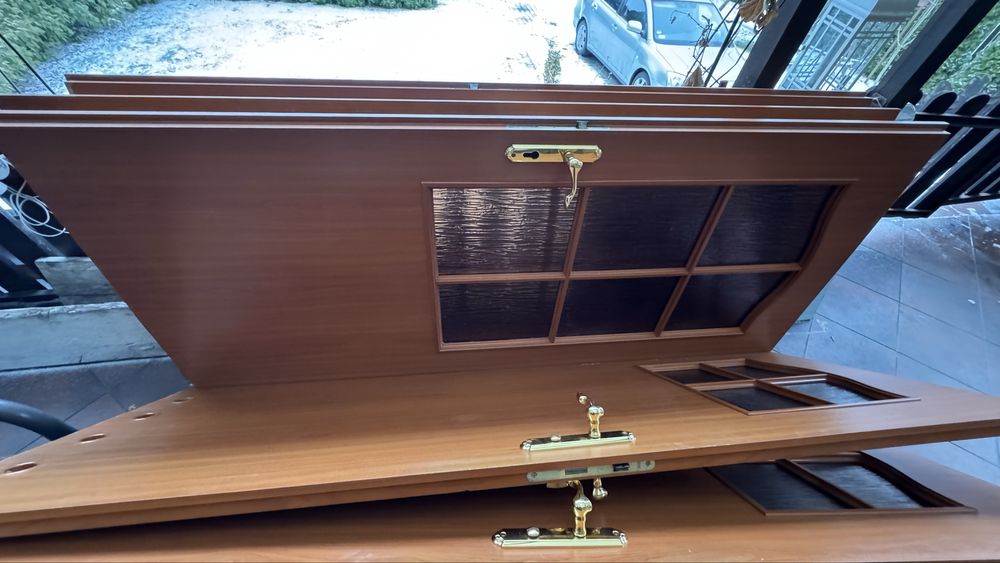 Drzwi pokojowe 80 i lazienkowe 70