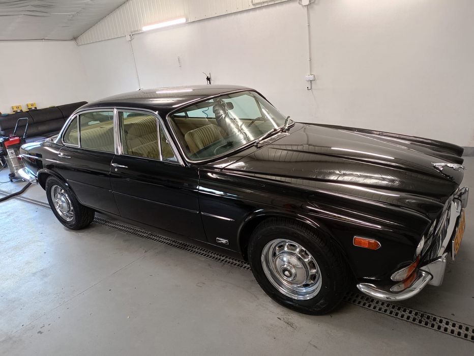 Jaguar XJ6 1972 rok 4,2 benzyna