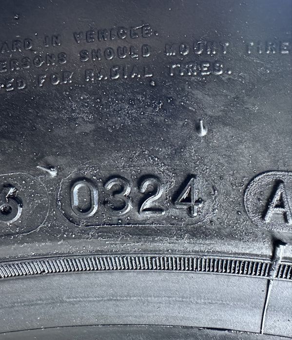 4X NOWE Maxxis Victra Sport 5 SUV 215/65 R17