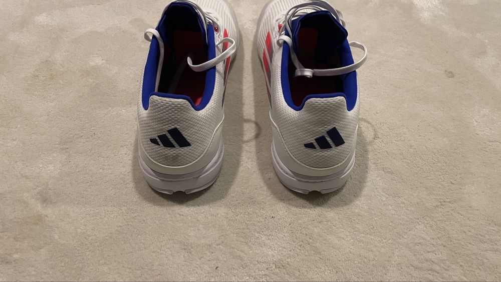Sapatilha F50- 43