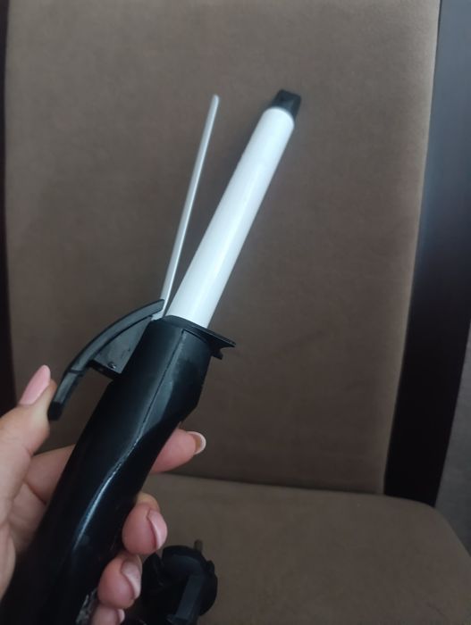 Плойки та фени для волосся