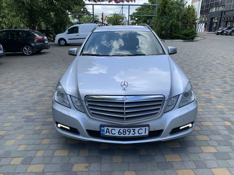 Продам Mercedes-Benz E 212