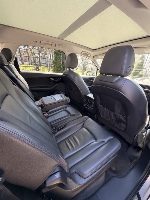 Продам Audi Q7 3.0 2017 без дтп