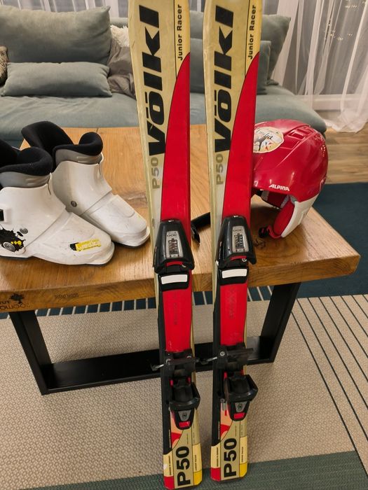 Zestaw narciarski. Narty dla dziecka