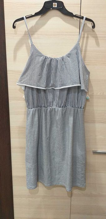 Sukienka boho z pomnikami