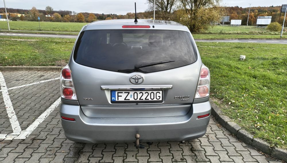 Sprzedam TOYOTA COROLLA VERSO 2009r. 1.8l 129KM benzyna