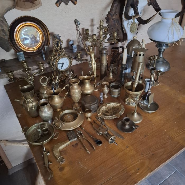 Figurki mosiezne zegar