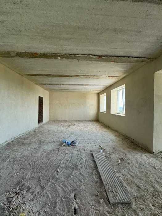 Продаж 2 к + кухня вітальня квартири в смт Запитів БЕЗ КОМІСІЇ. єОселя