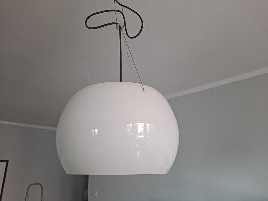 Szklany żyrandol kula biały, klosz, lampa, oświetlenie