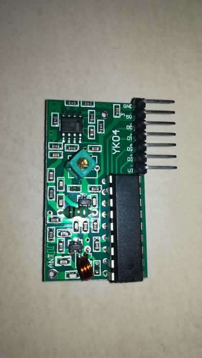 Kit controlo remoto 4 saidas 433MHz YK0464873965347329123
