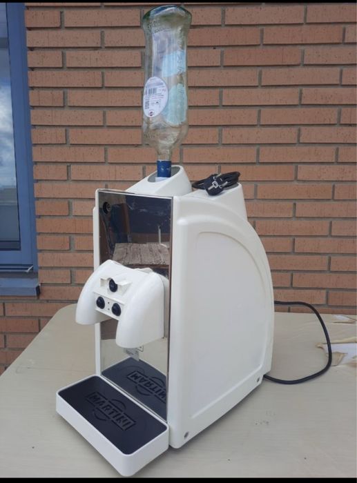 Maquina de refrigeracao de Bebidas com doseador automatico