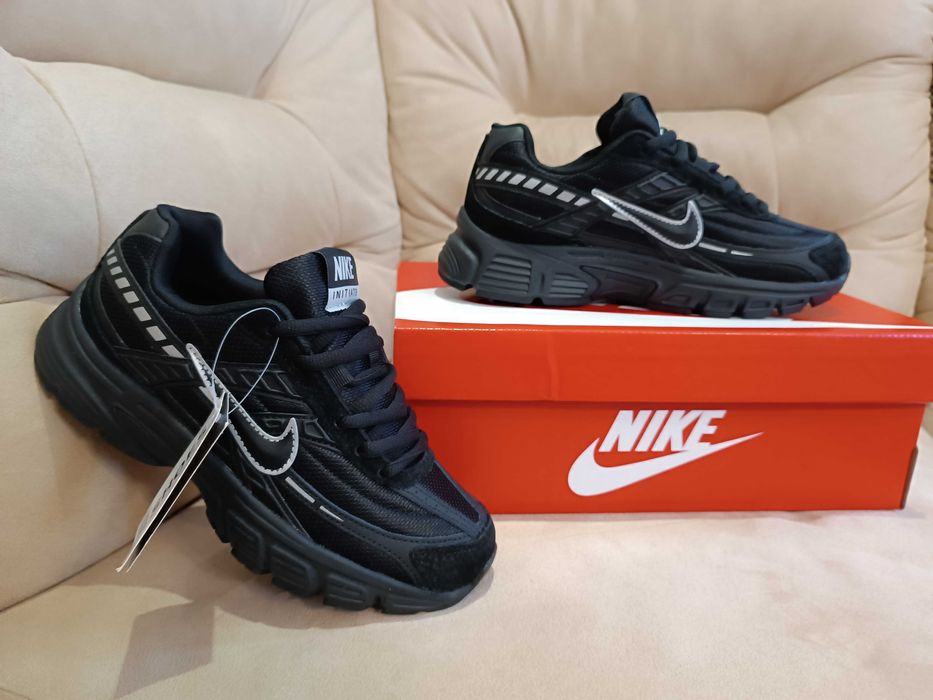 Чоловічі кросівки Nike Initiator (36-46 розмір) 2 кольори