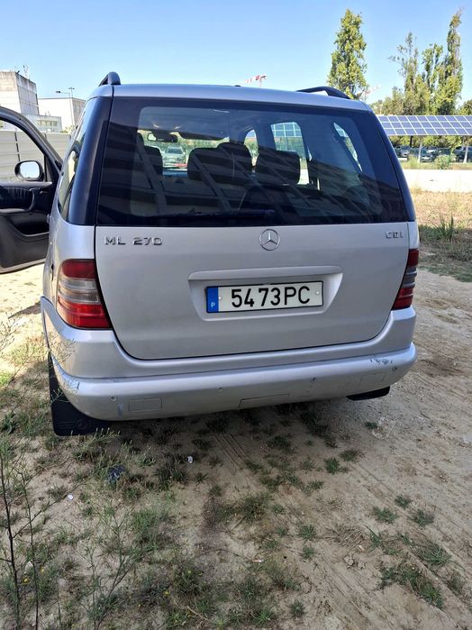Mecedes Ml270  472000Km em bom estado nao perde oleo nem consome caixa automatica revisoes sempre dentro dos prasos em bom estado 6500 negociaveis