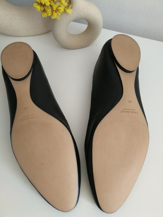 Шкіряні балетки від ZARA. 25 см по устілці, для вузької ніжки.