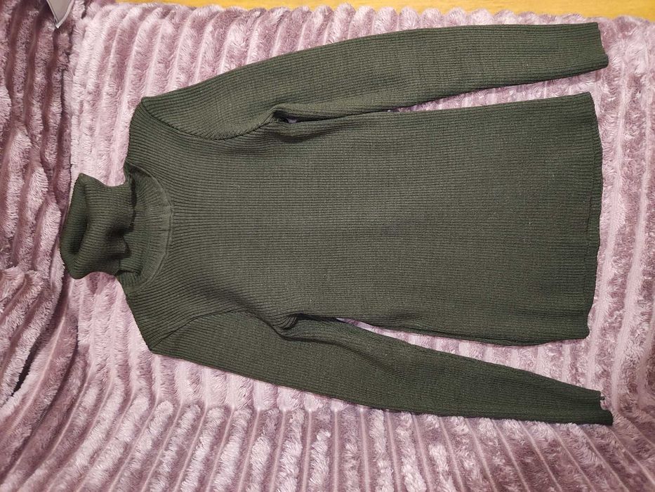 Гольф з горлом в рубчик