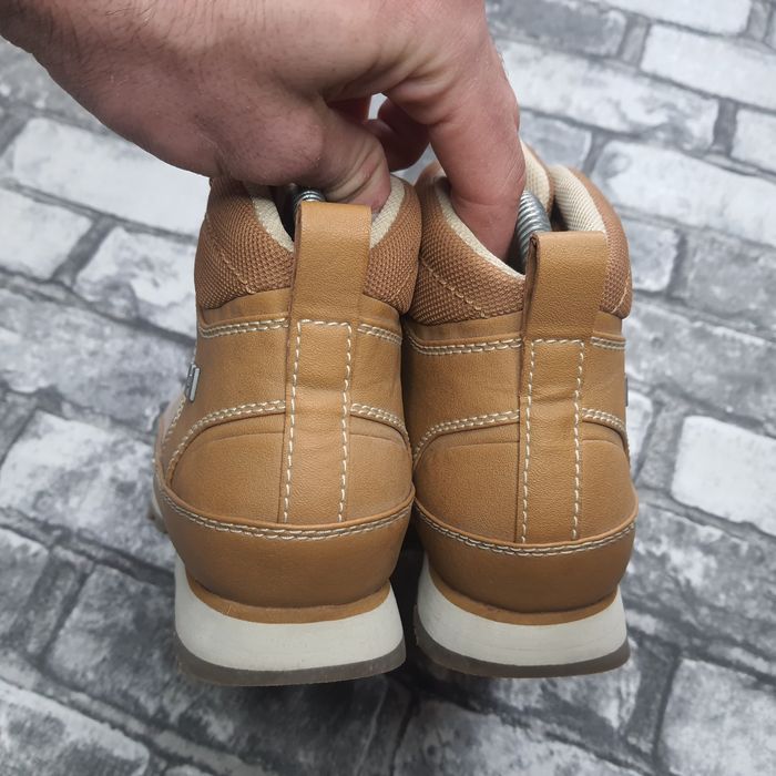 Черевики Helly Hansen W Calgary 37р. 23см кросівки шкіра waterproof