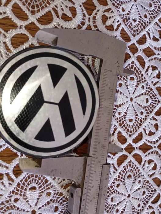 Oryginalne dekielki felg aluminiowych VW