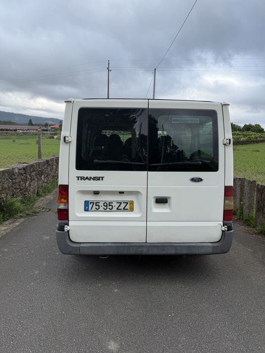 Ford transit 7 lugares 2.0