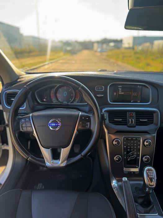 Volvo V40 Como Novo