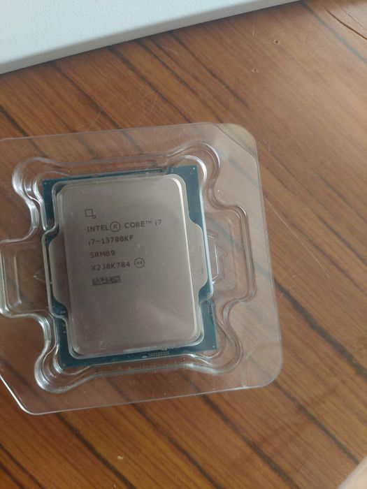 Intel core i7 13700KF