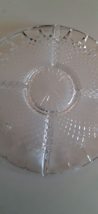 Prato em vidro de aperitivos