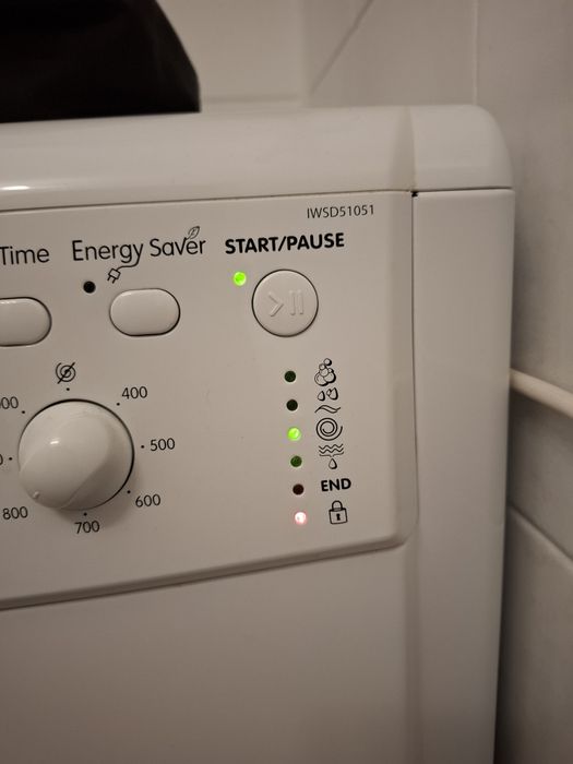 Pralka Indesit IWSD51051