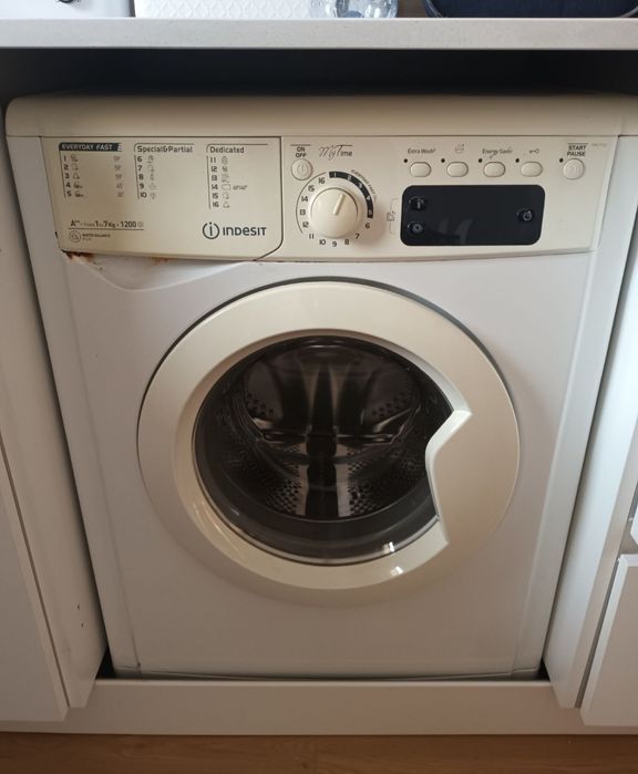 Máquina de lavar loiça Indesit 7kgs (ler descrição)