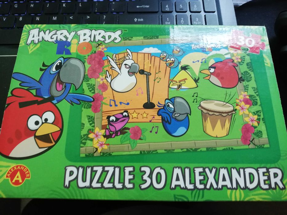 Angry Birds Puzzle 30 części. powyżej 3 lat używane.