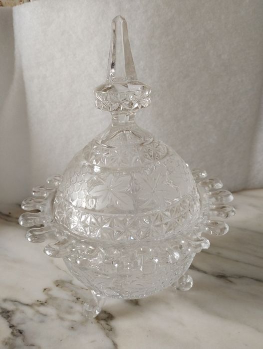 Bomboneira de vidro/cristal