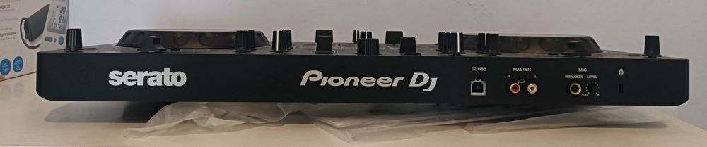 Controladora PIONEER DJ REV1