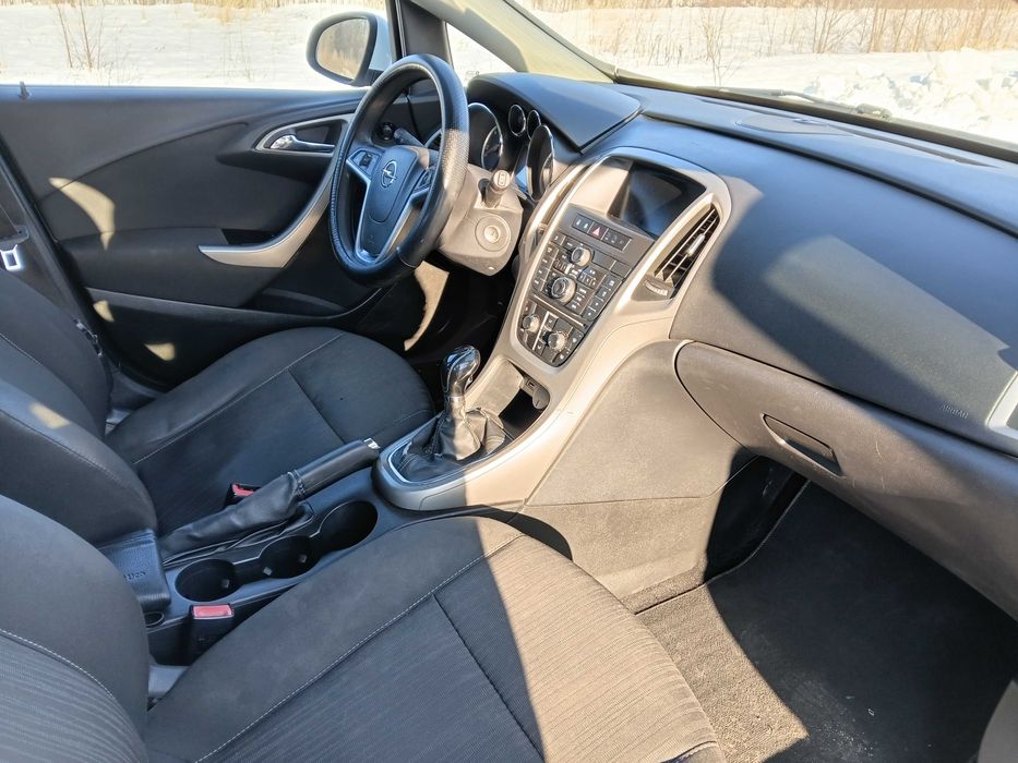 Продам Опель Астра 2011р.