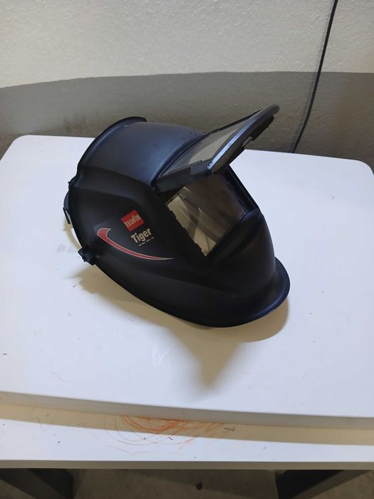 Máscara de Soldadura Telwin Tiger com Visor Basculante