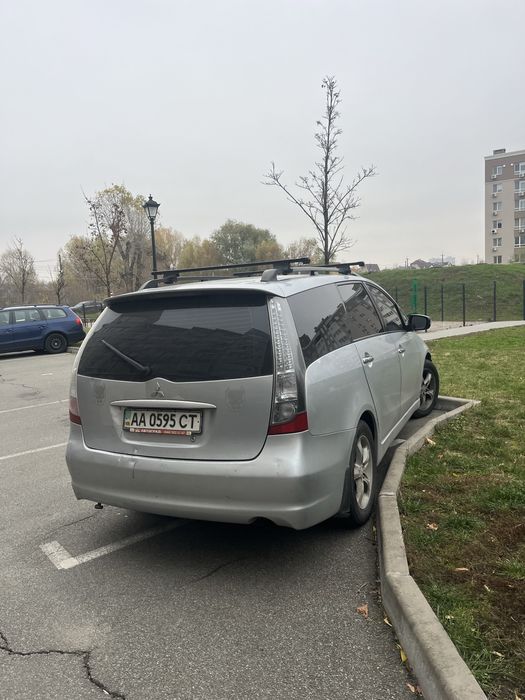 Продам  Mitsubsshi  Grandis